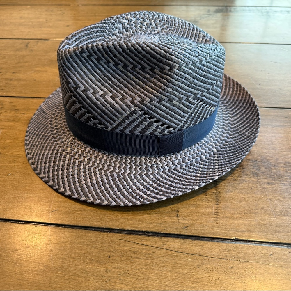Gray Patterned Fedora Hat - image 1